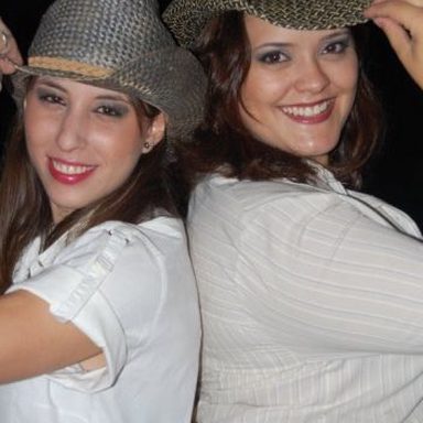 Alê Garcia e Carollina