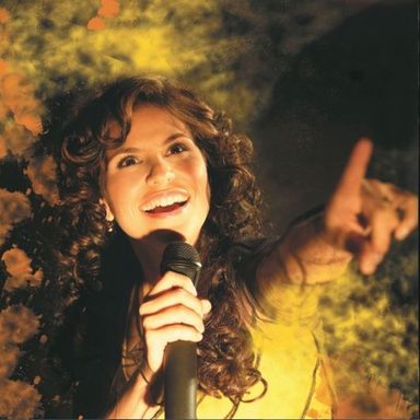 Aline Barros photo 75