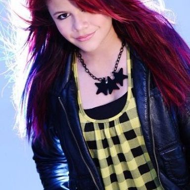 Allison Iraheta photo 21