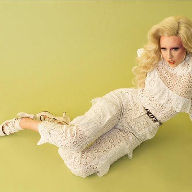Allie X photo 55