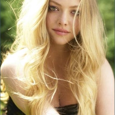 Amanda Seyfried photo 28