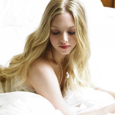 Amanda Seyfried photo 25