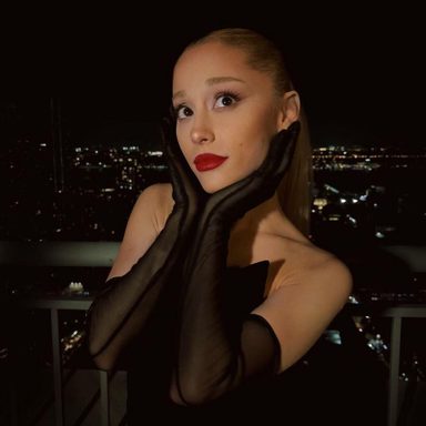 Ariana Grande photo 53