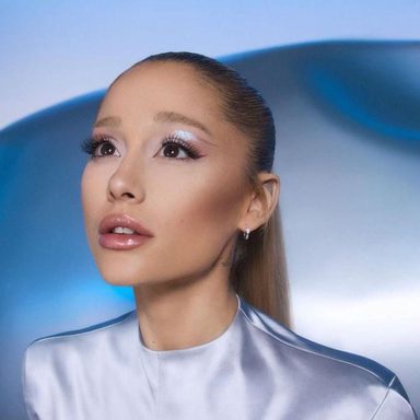 Ariana Grande photo 58