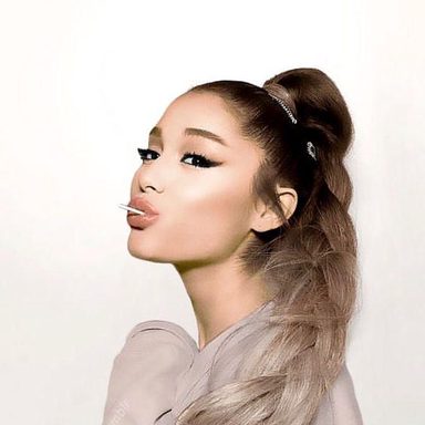 Ariana Grande photo 170