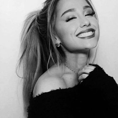 Ariana Grande photo 258
