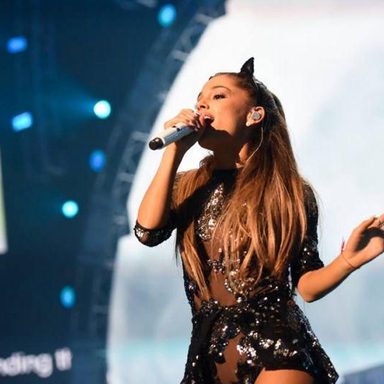 Ariana Grande photo 221