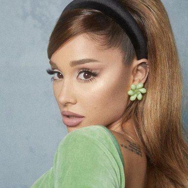 Ariana Grande photo 167