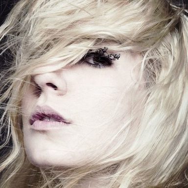 Austra photo 15