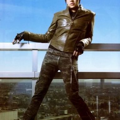 Adam Lambert photo 40