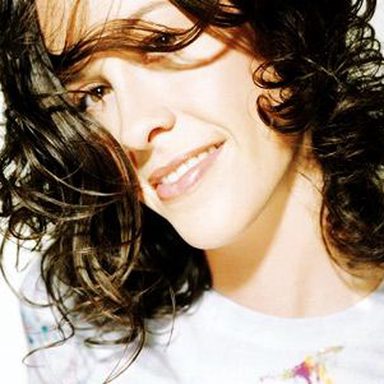 Alanis Morissette photo 52