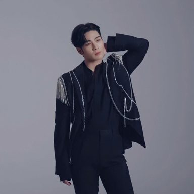 Baekho (NU'EST)