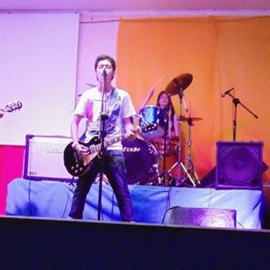 Banda Akroma