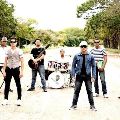 Banda Amor & Poesia