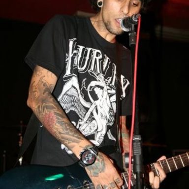 Banda New Hard