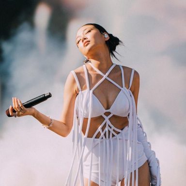 BIBI (K-pop) photo 17