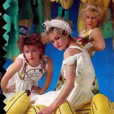Bananarama photo 11