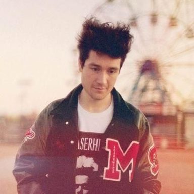 Bastille photo 17