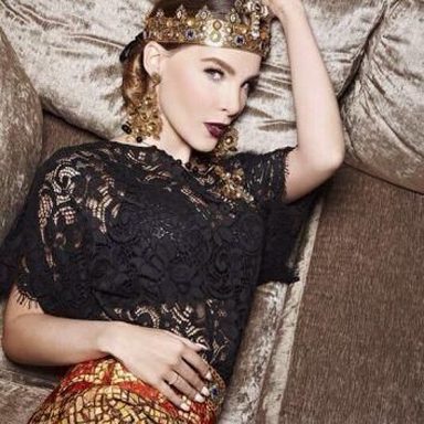 Belinda photo 36