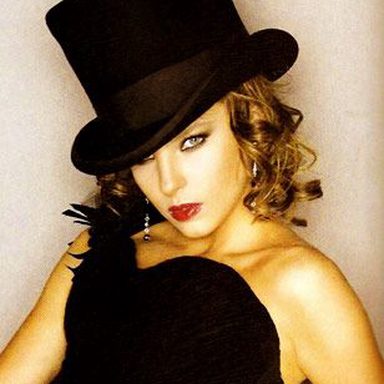 Belinda photo 450