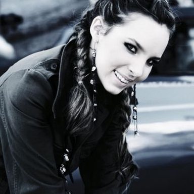 Belinda photo 404