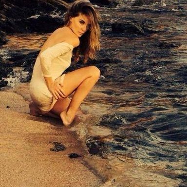 Belinda photo 49