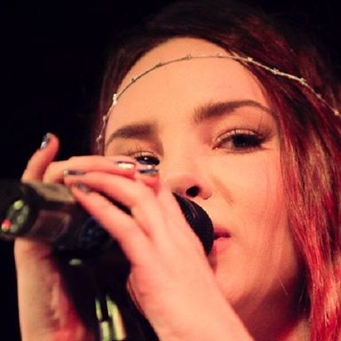 Belinda photo 191