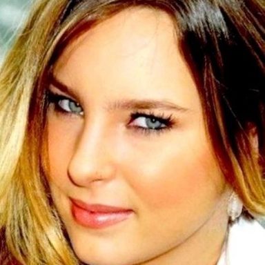 Belinda photo 433