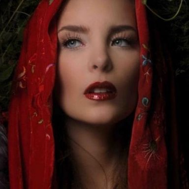 Belinda photo 127