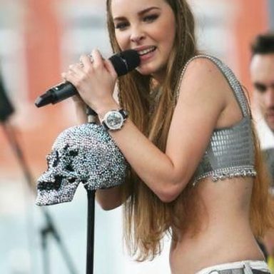 Belinda photo 19