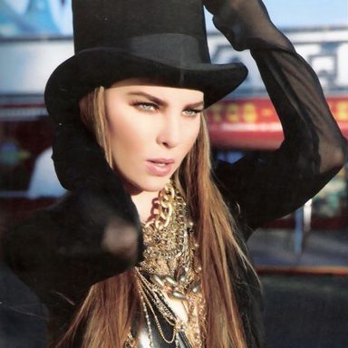 Belinda photo 308