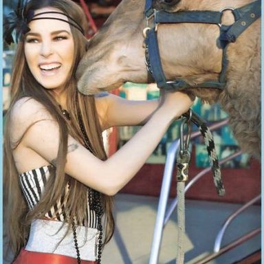 Belinda photo 330