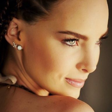 Belinda photo 195