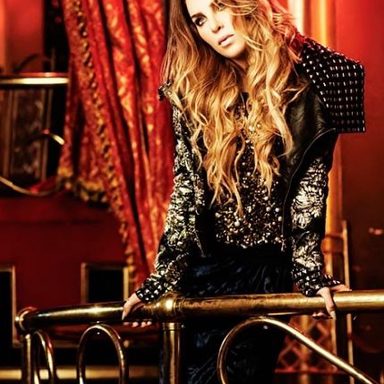 Belinda photo 122