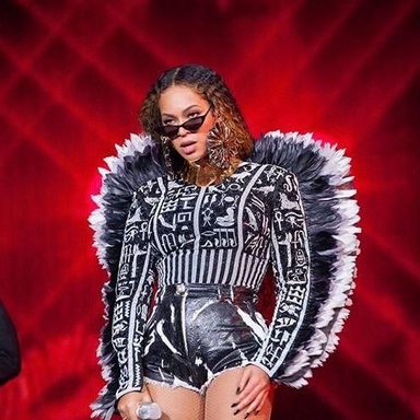 Beyoncé photo 1929