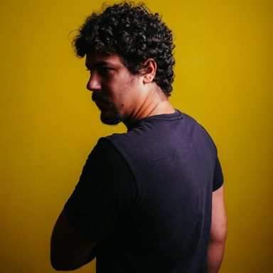 Cainã e a Vizinhança do Espelho