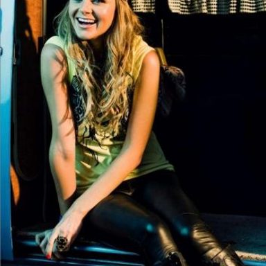 Caitlin Crosby