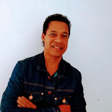 Cantor José Novaes