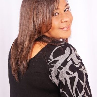Cantora Nilva Serra