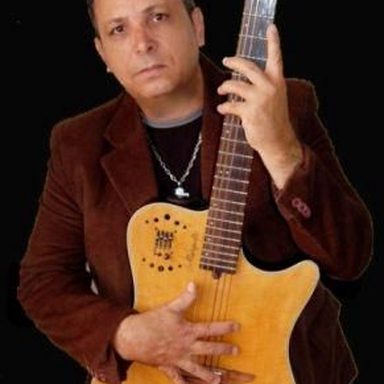 Carlinhos Nova