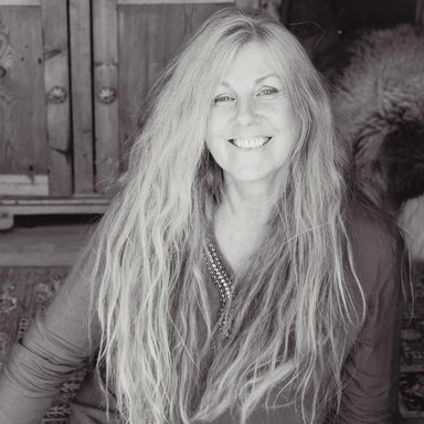 Caroline Lavelle