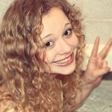 Carrie Fletcher photo 14