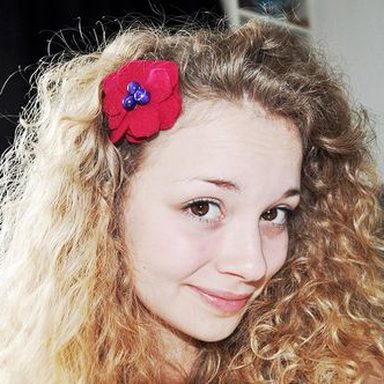 Carrie Fletcher photo 12