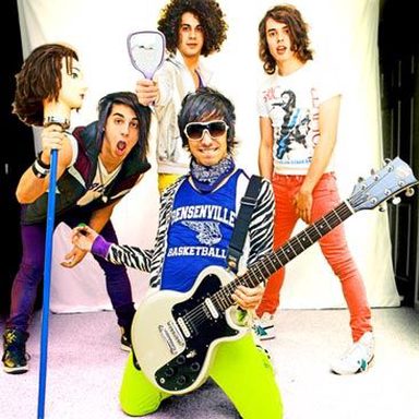 Cash Cash photo 20