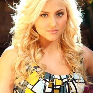 Cassie Scerbo