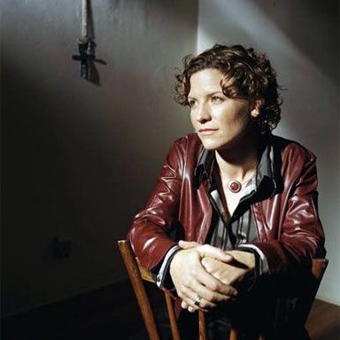 Catie Curtis