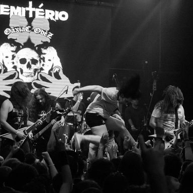 Cemitério