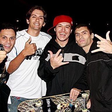 Charlie Brown Jr. photo 15