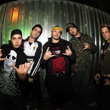 Charlie Brown Jr. photo 22