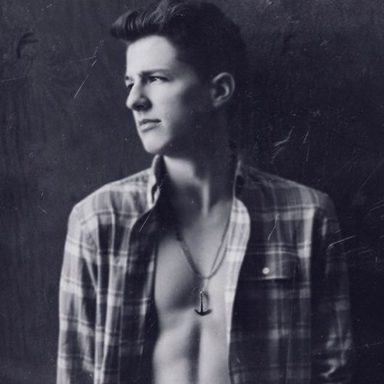 Charlie Puth photo 35